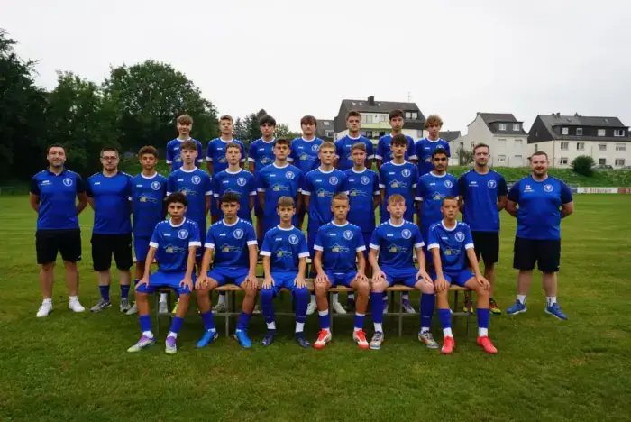 Mannschaftsfoto B-Jugend FC Metternich